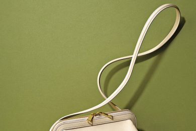 〈バッグ、ジャケットetc〉40代は【シルエット】で個性を！「それどこの？」と褒められる”ひとクセ名品”12選