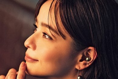 「ハンサムジュエリー」が大流行中！〈シルバー、黒パールetc〉40代が【ご褒美買い】したい名品は？
