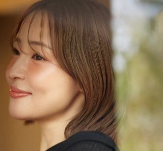 〈40代の秋美容〉夜は「落とすケア」に注力を！大沢あかねさん【リアル愛用品】6選