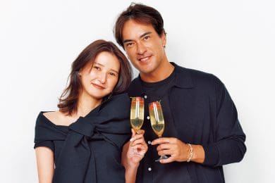 【夫婦デート】は“ほぼ黒”リンクに肌見せをプラスしてあの頃みたいなときめきを