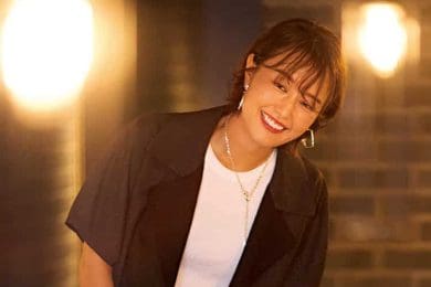 中村仁美さん「夫婦デートの時は〝照れくささのないデニム〟で」。品よく着崩す【お出かけコーデ】のコツ