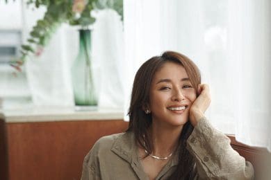 「肩こり、だるさが強く…」クリス-ウェブ 佳子さん「なんとなく不調」を乗り切る【スタメンご自愛習慣】