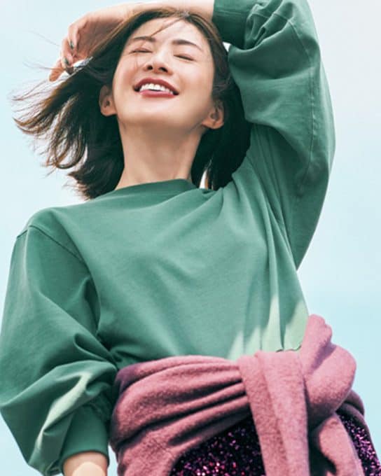 大人の冒険心をくすぐる【ラメニットスカート】で周囲にもHAPPYが伝播♡