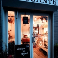 『芦屋 ヴィンテージアクセサリーのお店』