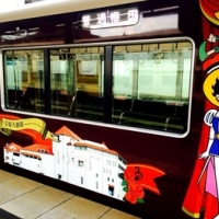 アトムにリラックマ...可愛い阪急電車